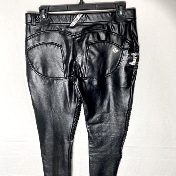 Hugz Jeans Black Faux Leather Low Waist Moto Biker Style Skinny Pants 10 - Picture 11 of 16